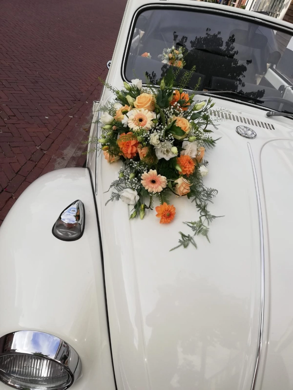 bruidsarrangement-autostuk-zalm-bruiloft