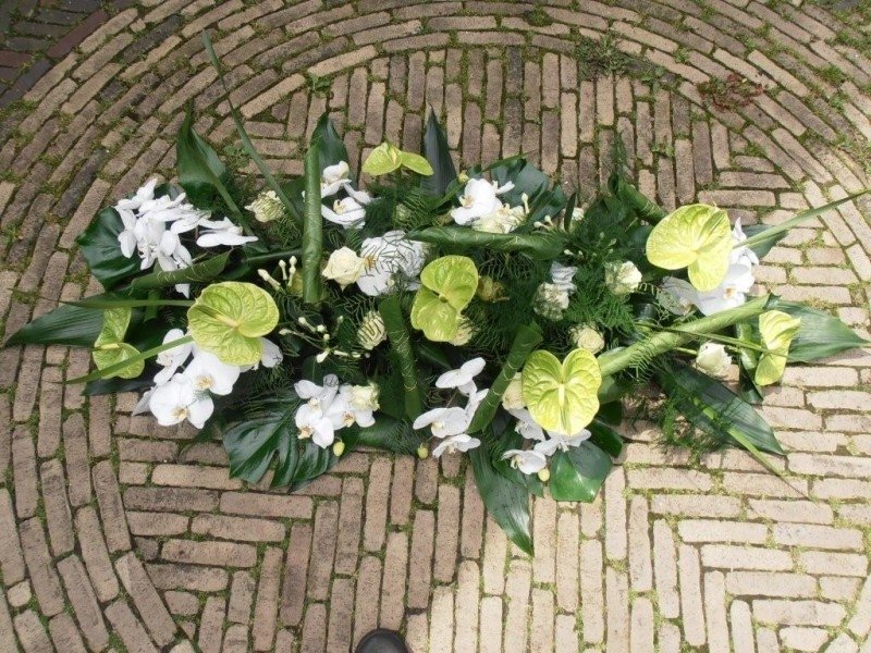 Rouwboeketten en arrangementen bij bloemist De Bloemendijk