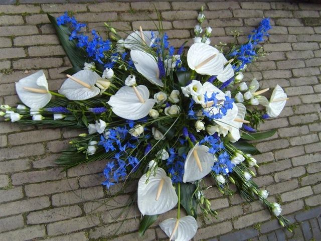 Rouwboeketten en arrangementen bij bloemist De Bloemendijk